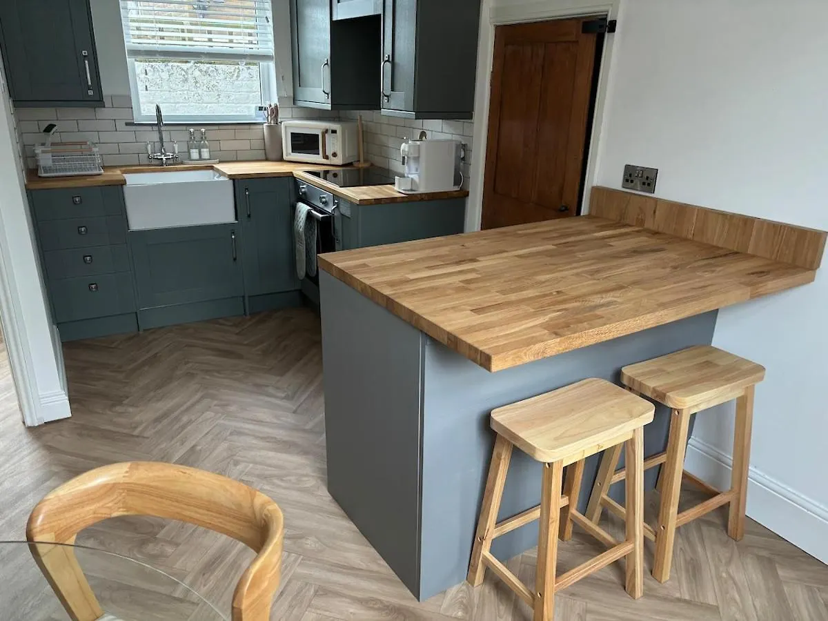 The Cottage - Cosy Filey Home